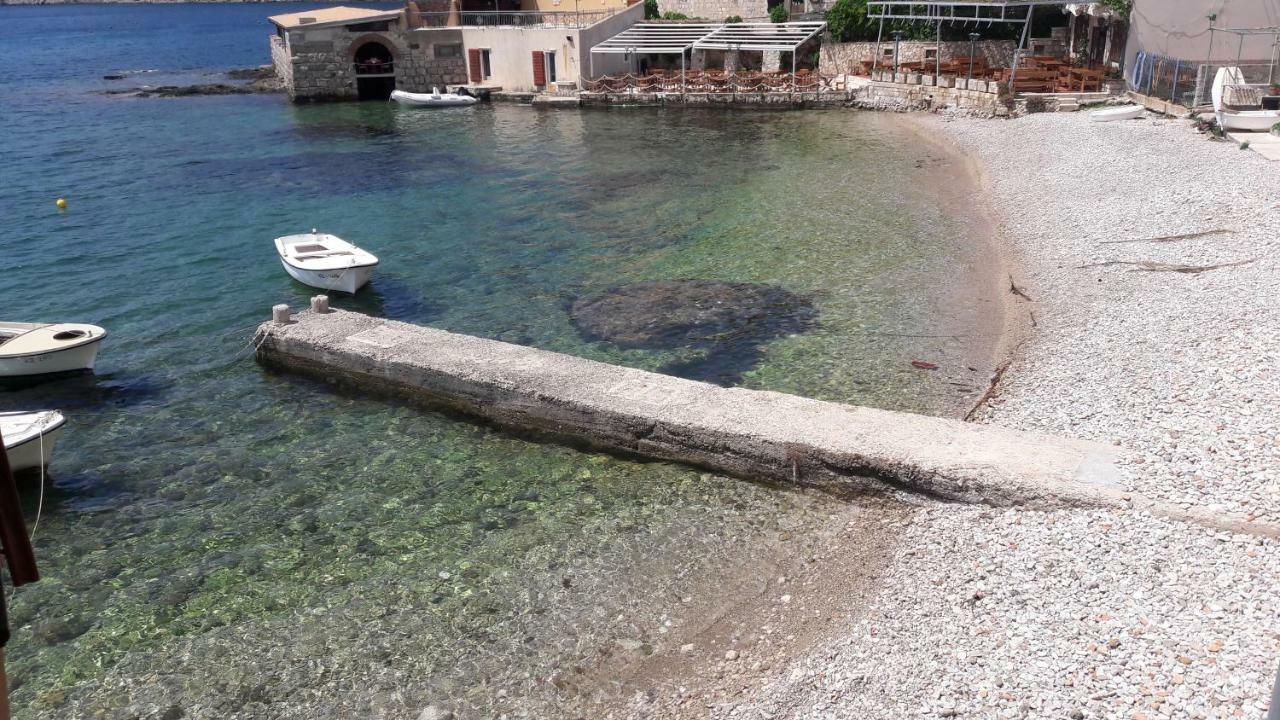 Anka'S Beach Komiža Dış mekan fotoğraf